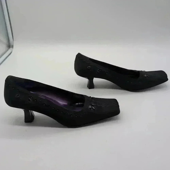 Enzo Angiolini Fabric formal shoes kitten heels sz 6.5 minor flaw - Picture 5 of 10